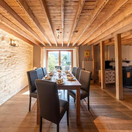 Holiday Home Situated In A Rural Setting *