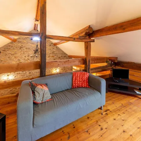 Holiday home Quaint Near Forest In