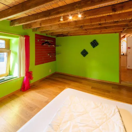 Situated In A Rural Setting Дом отдыха