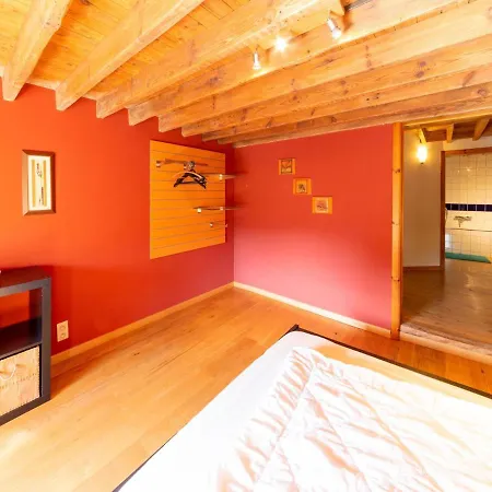 Holiday home Quaint Near Forest In